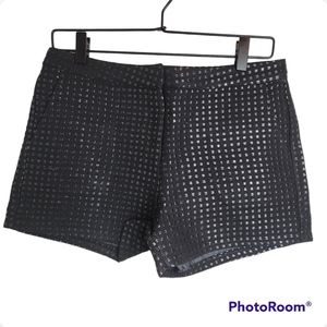 New Very J Women’s Shorts Black Size Large Textured Pockets Lined